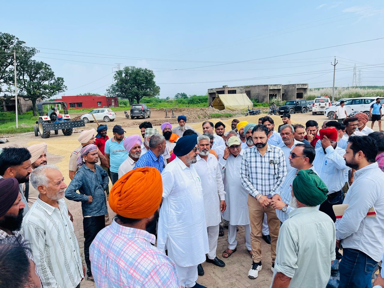 MLA S. Kuljit Singh Randhawa inaugurated paddy procurement in Samgoli Grain Market of Derabassi
